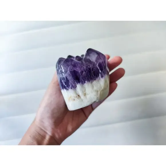 Large Amethyst Hedgehog Pet Rock - Picture 7 of 7